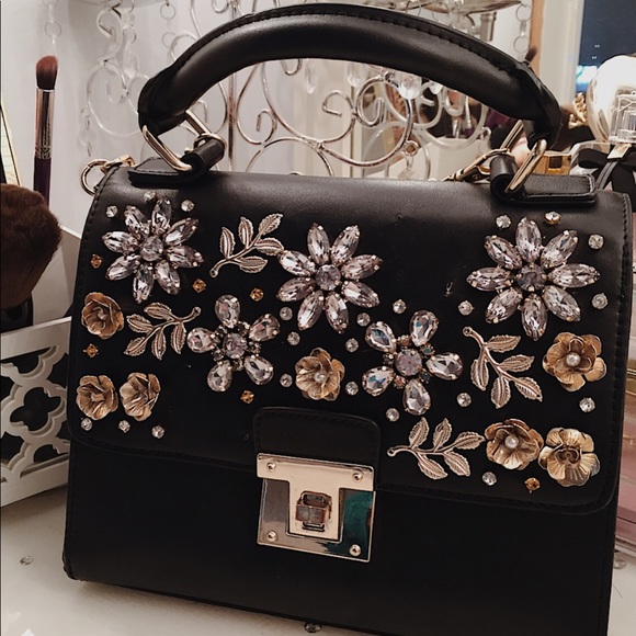 Aldo Handbags - Gorgeous black purse